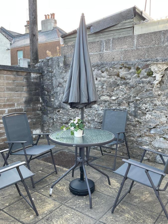 4 Bed Rooms 5 Double Beds Holidays House Near Train Station Plymouth Dış mekan fotoğraf