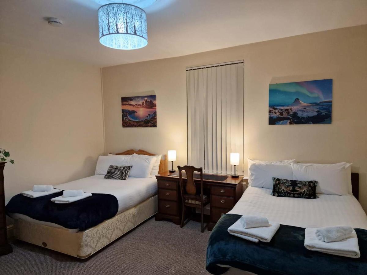4 Bed Rooms 5 Double Beds Holidays House Near Train Station Plymouth Dış mekan fotoğraf